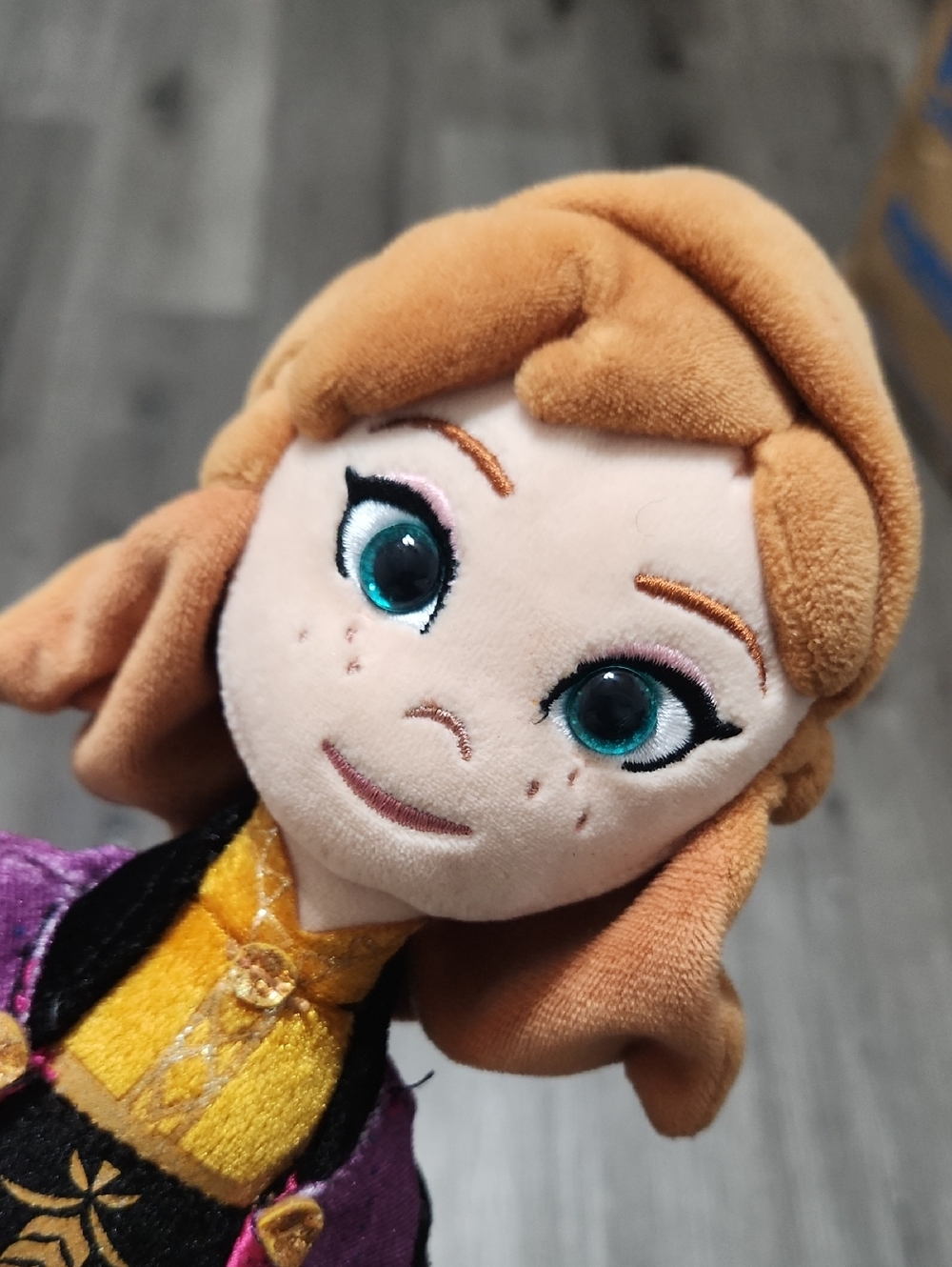 Disney Anna Plush Doll - Picture 3 of 4